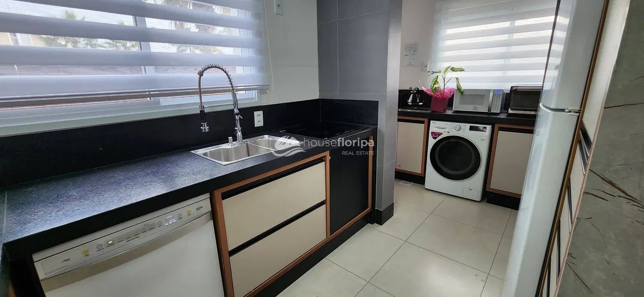 Incrível casa à venda com 4 dormitórios, uma jacuzzi, recém reformada em condomínio clube  - Foto 5