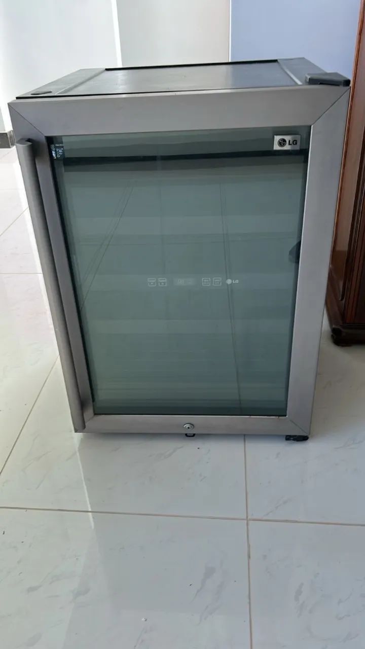 Adega climatizada - 41 garrafas - Foto 4