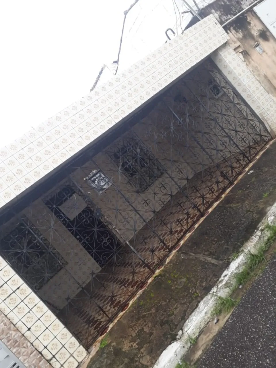 Vende-se casa na Cidade Velha