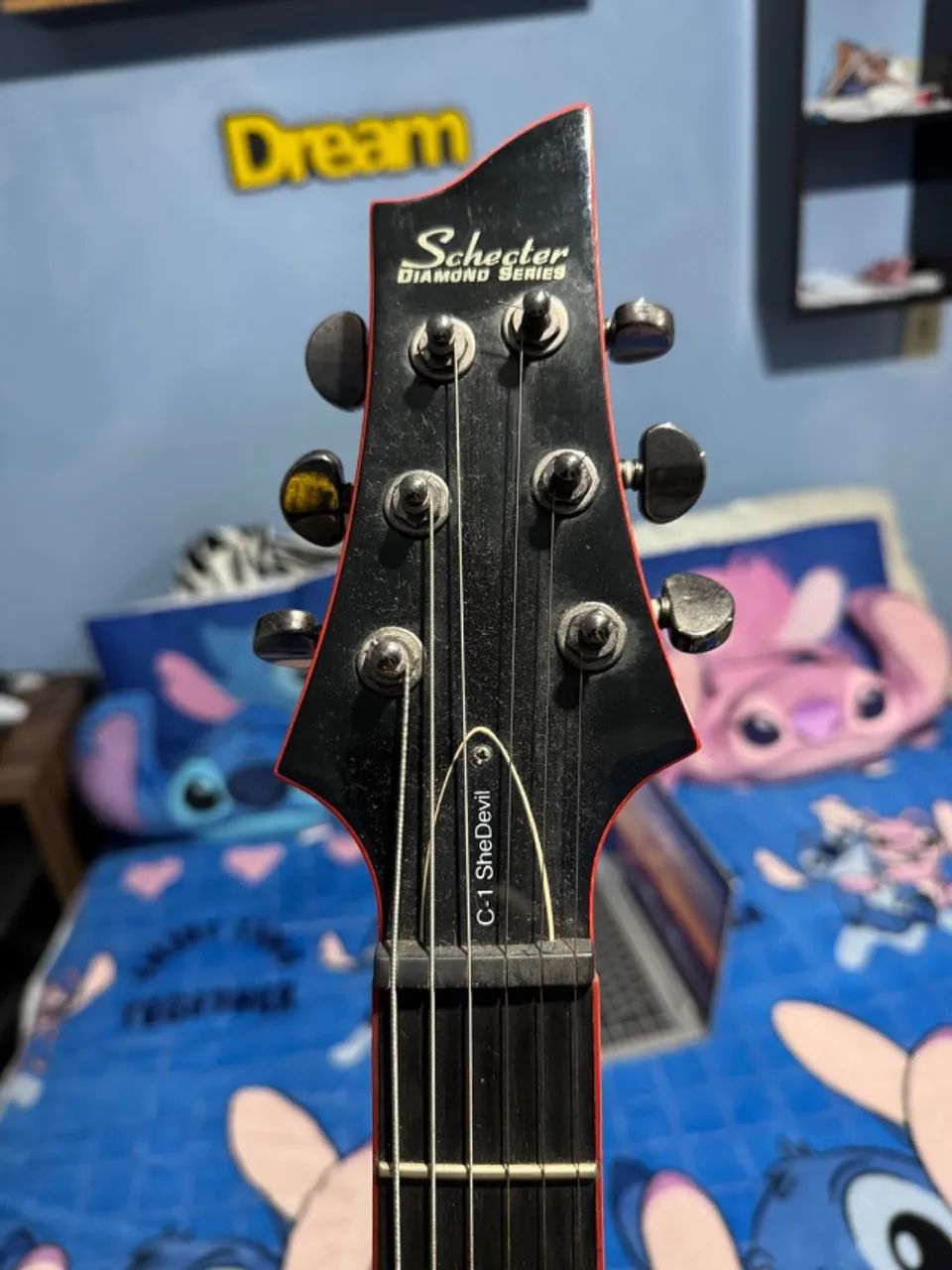 Guitarra Schecter C-1 She devil 63824565976067124