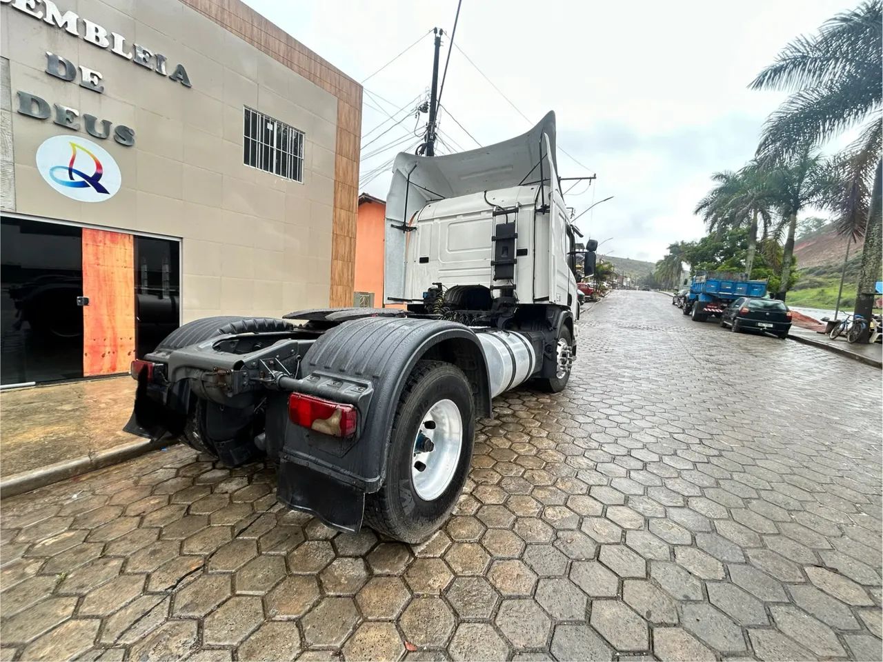 Vendo Scania p340 ano 2011 4x2 - Foto 3