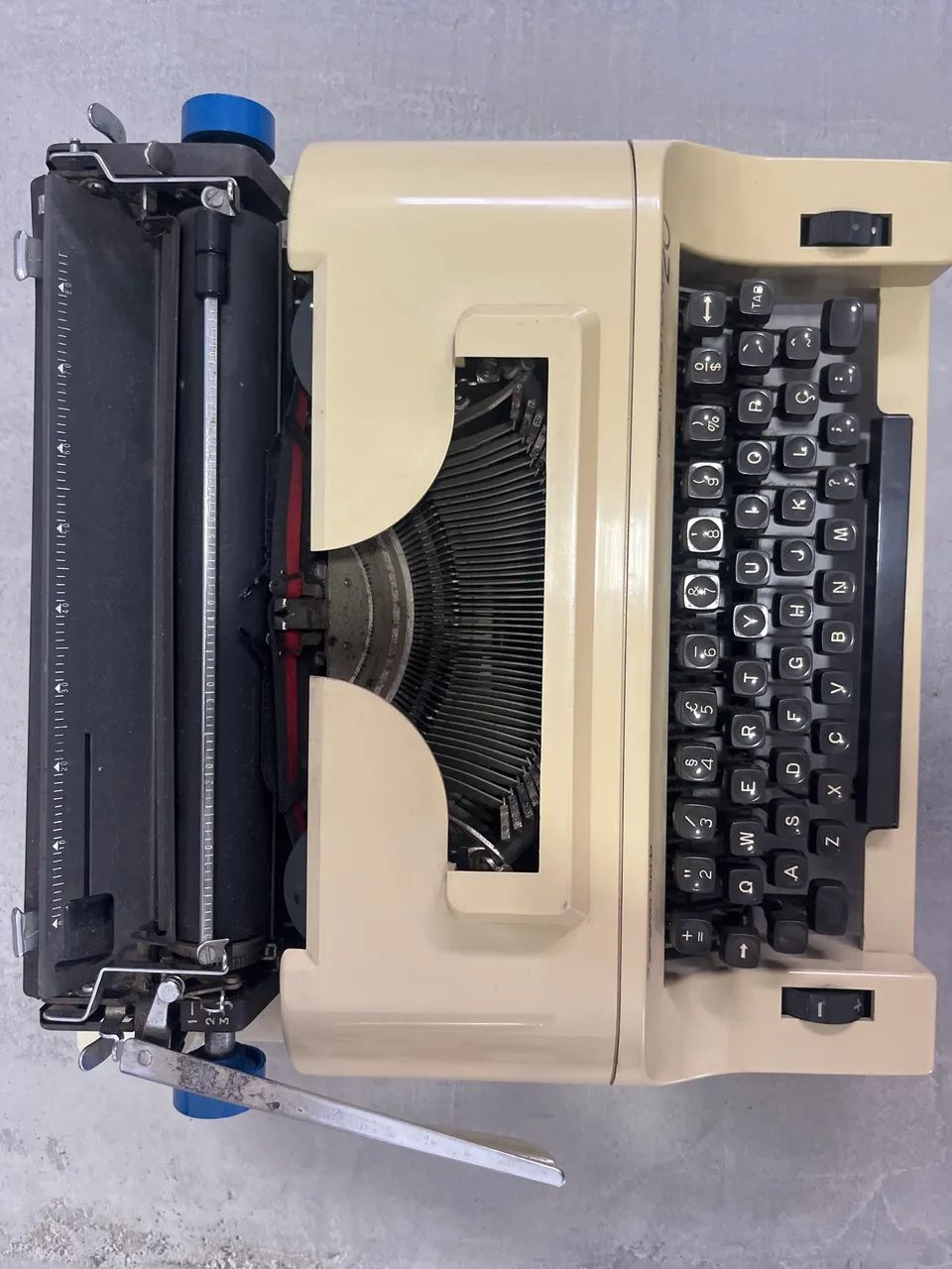 Máquina de escrever retrô Remington 20 - Foto 4