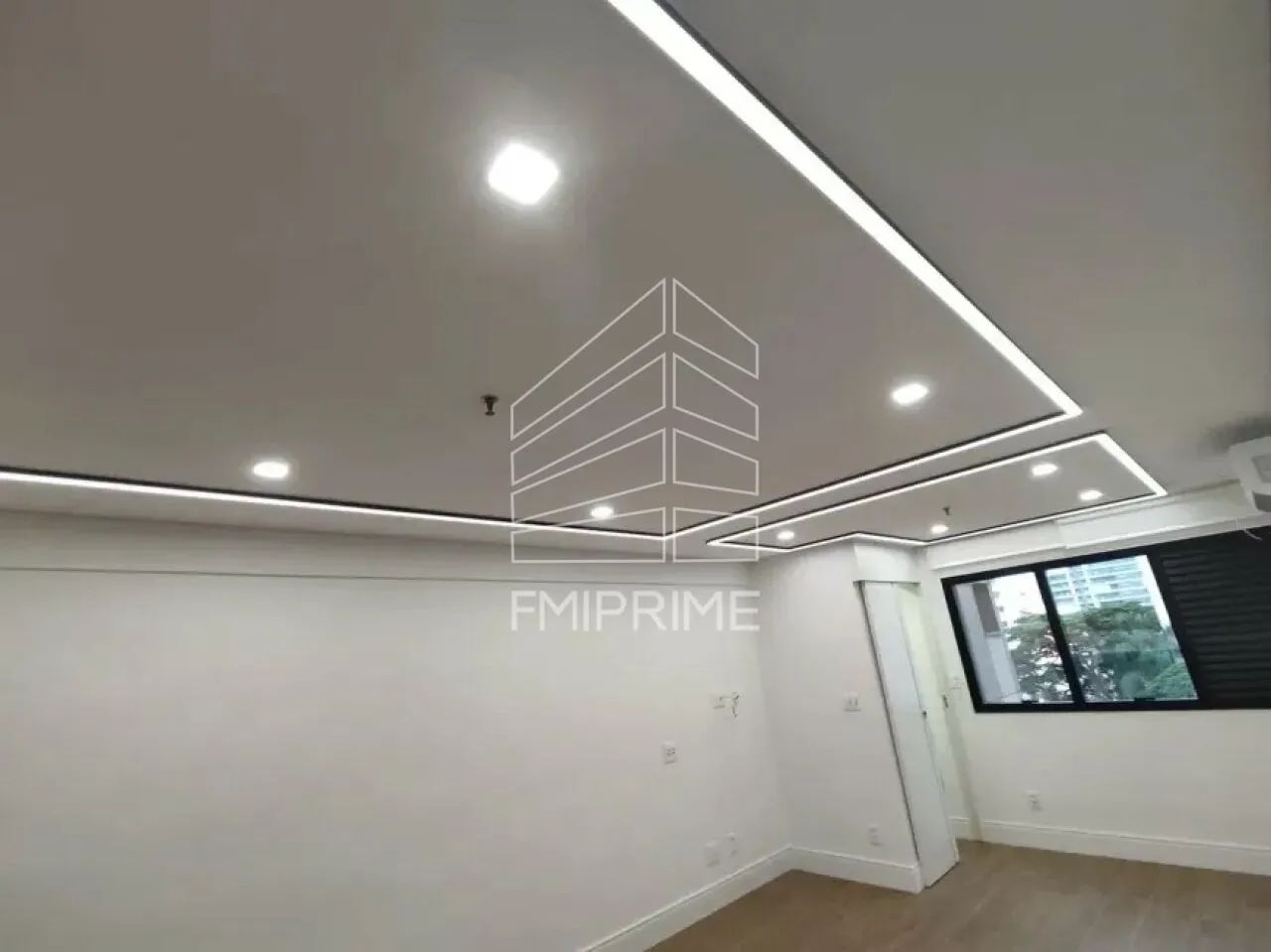 SALA COMERCIAL NAS PERDIZES COM VAGA - Foto 5