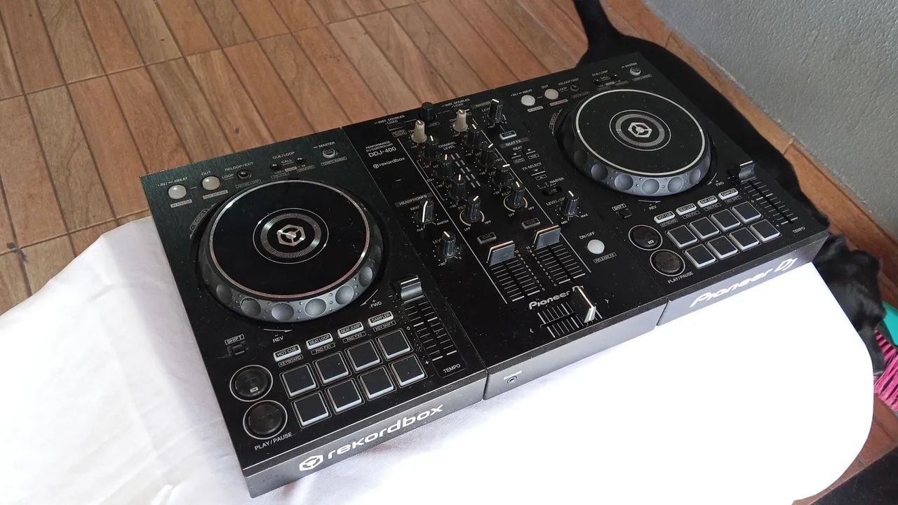 Controladora DJ PIONNER DDJ-400 - Foto 3
