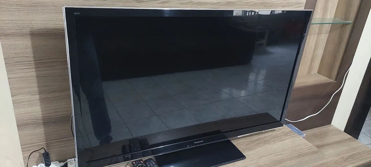 TV 47 Panasonic (Smart Desatualizado) - Foto 2