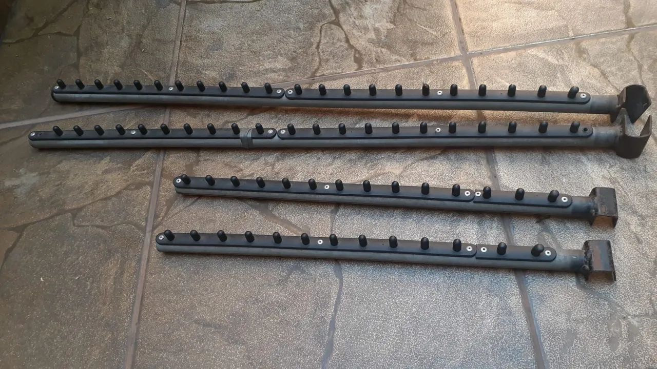 Ferro para exposição de cabides
