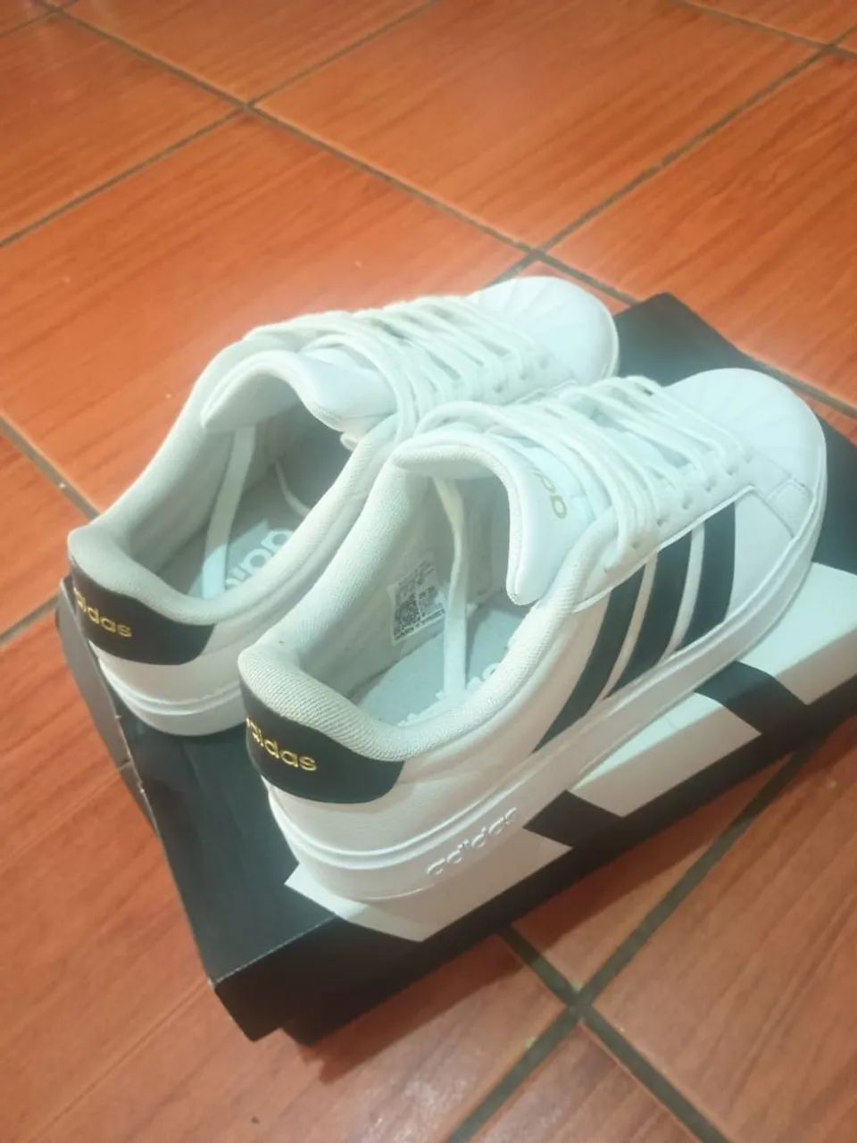 Tênis Adidas  - Foto 2