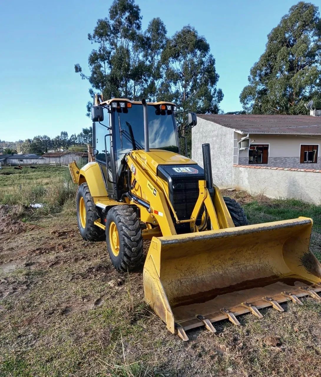 Retroescavadeira Caterpillar 416 22/22 - Entrada de 10% - Foto 2