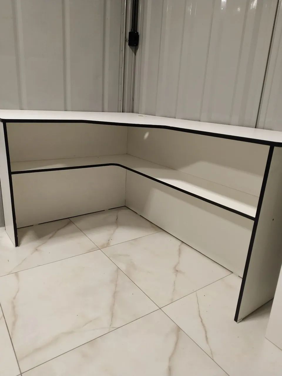 Mesa de canto para escritório - Foto 2