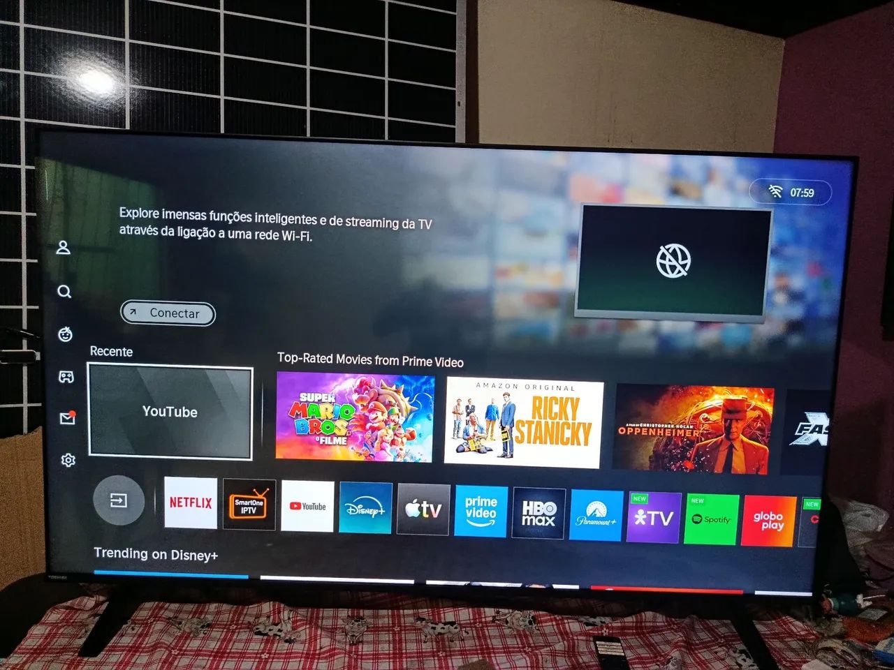 Smartv 65"