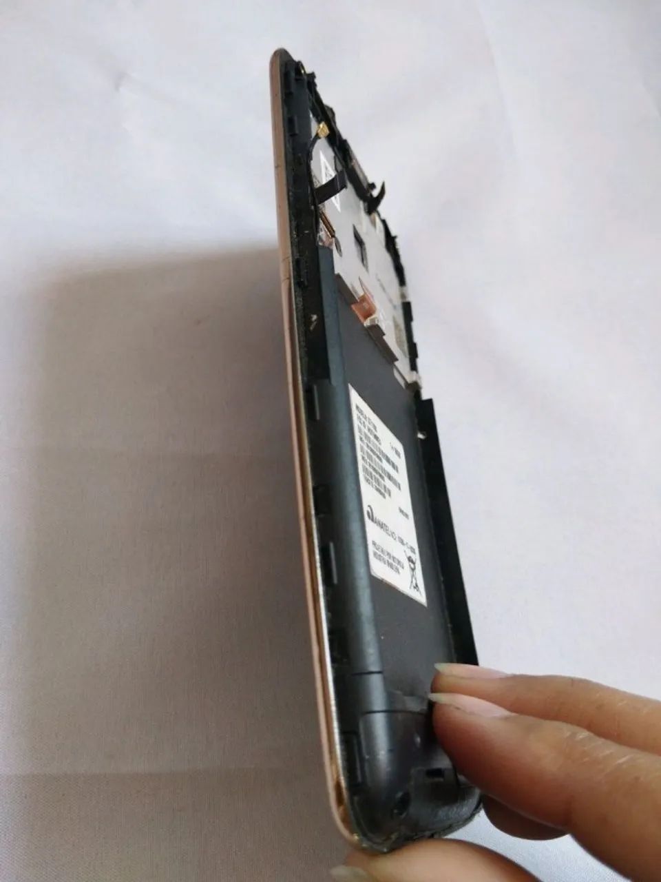 carcaça de celular motorola xt1726 dourada - Foto 4