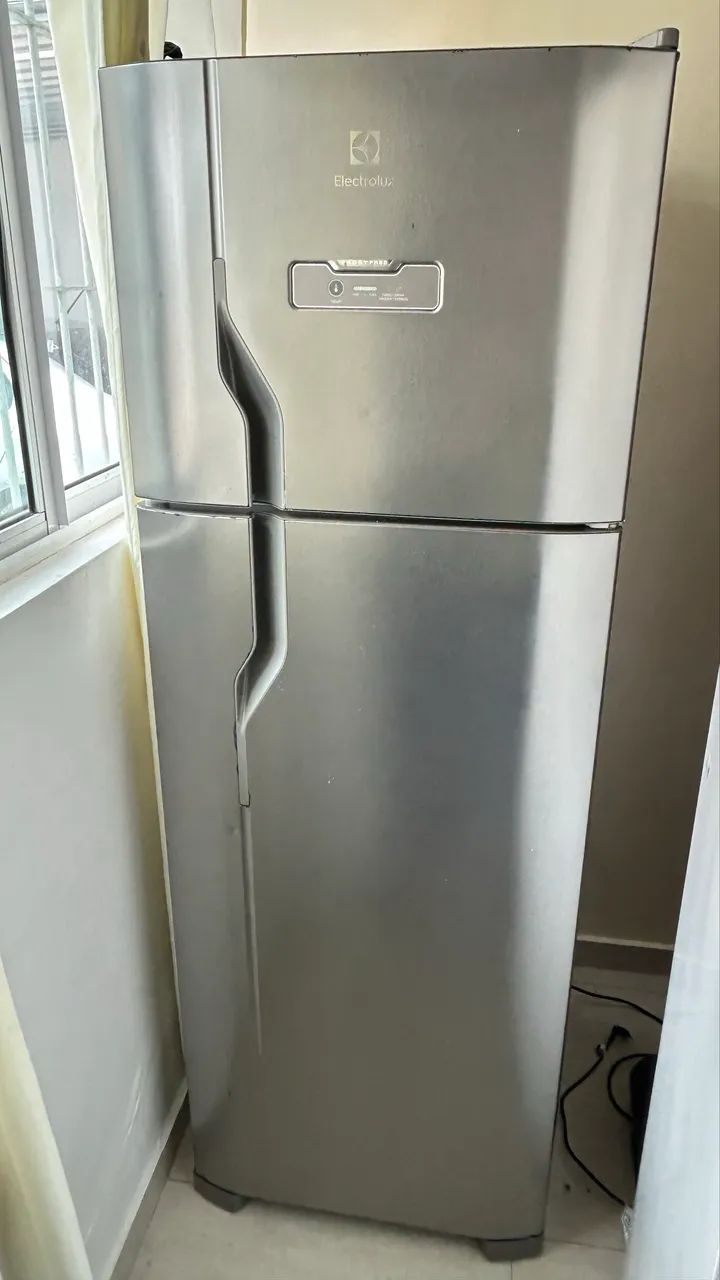 Geladeira Eletrolux 310 litros - Foto 2