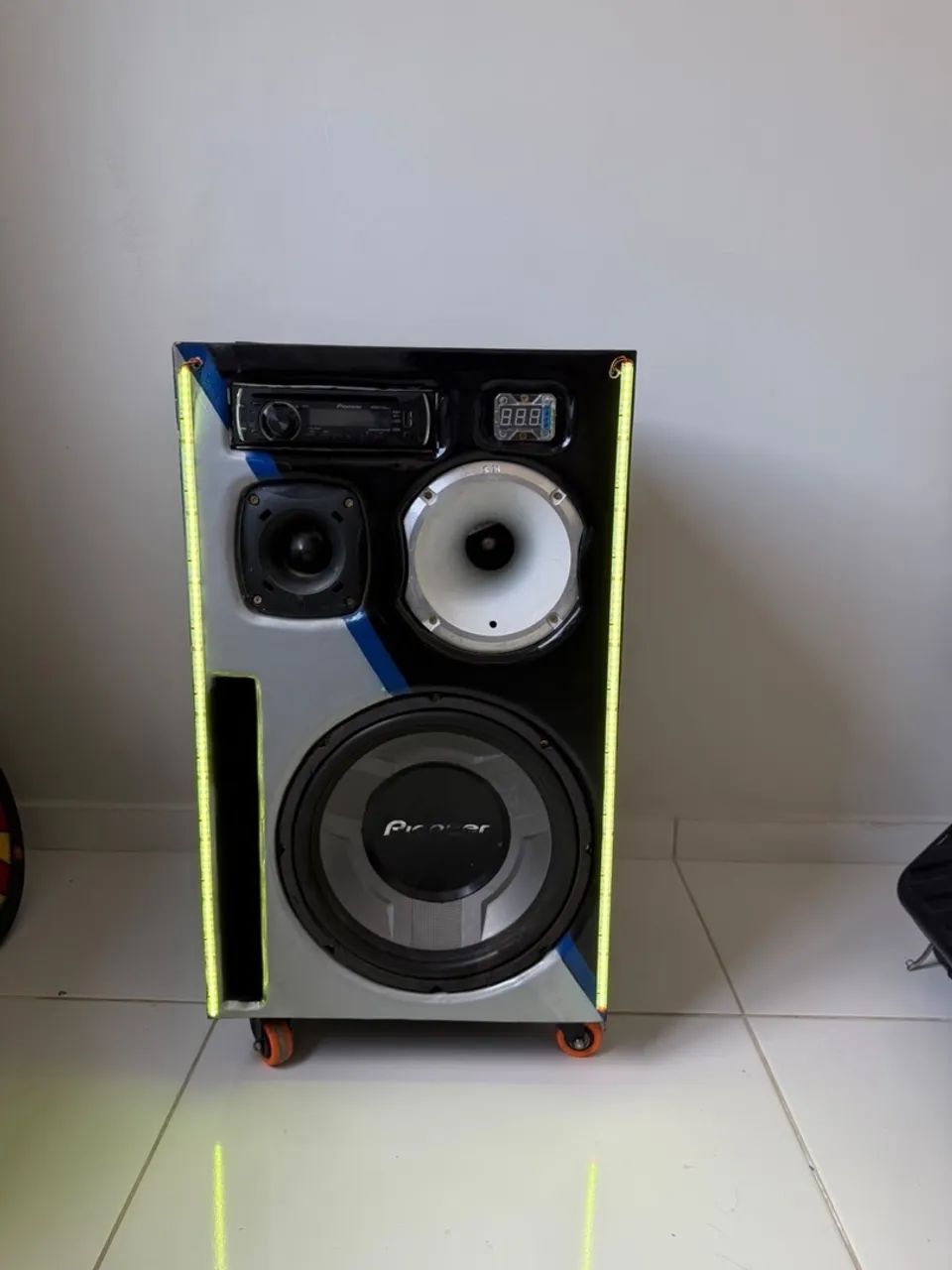Vende Se Bob Caixa de Som - Foto 2