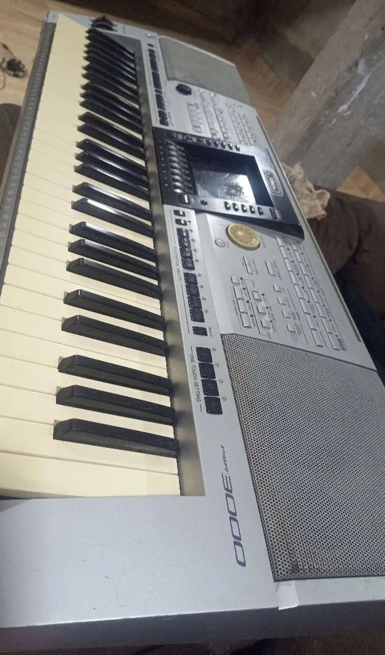 Teclado Yamaha psr 3000. Com defeito  - Foto 2