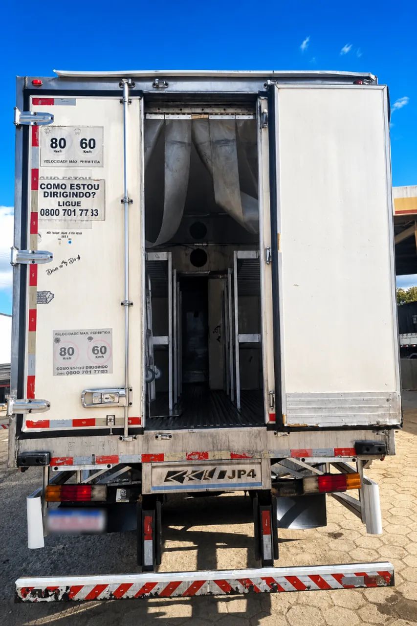 Ford Cargo 1419 (2019) Refrigerado - Oportunidade com Trabalho Fixo - Foto 6