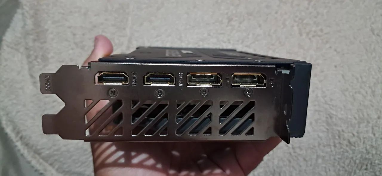 Gigabyte RTX 4060 Ti 8gb WindForce OC - Foto 3