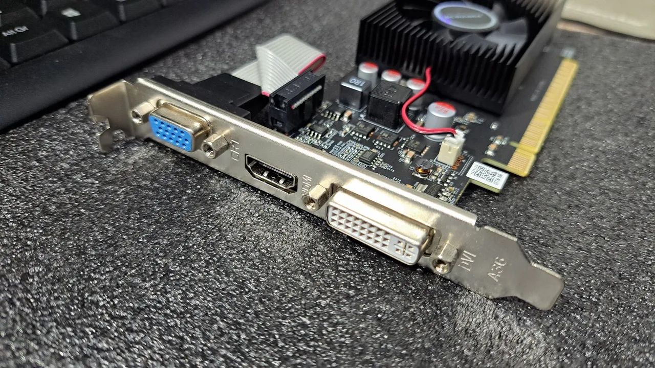 Placa de vídeo gt730  - Foto 3