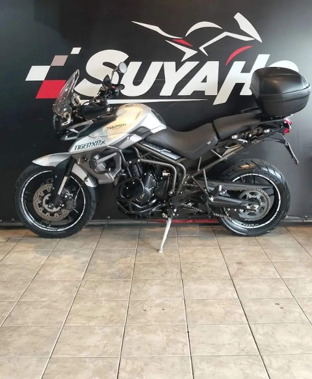 TRIUMPH TIGER 800 XRX  - Foto 4