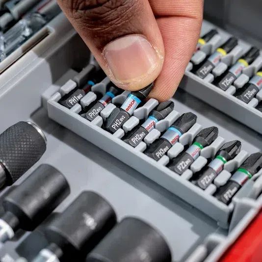 Bosch Kit De Bits Philips Ph2 Pro Impact Com 15 Peças - Foto 3