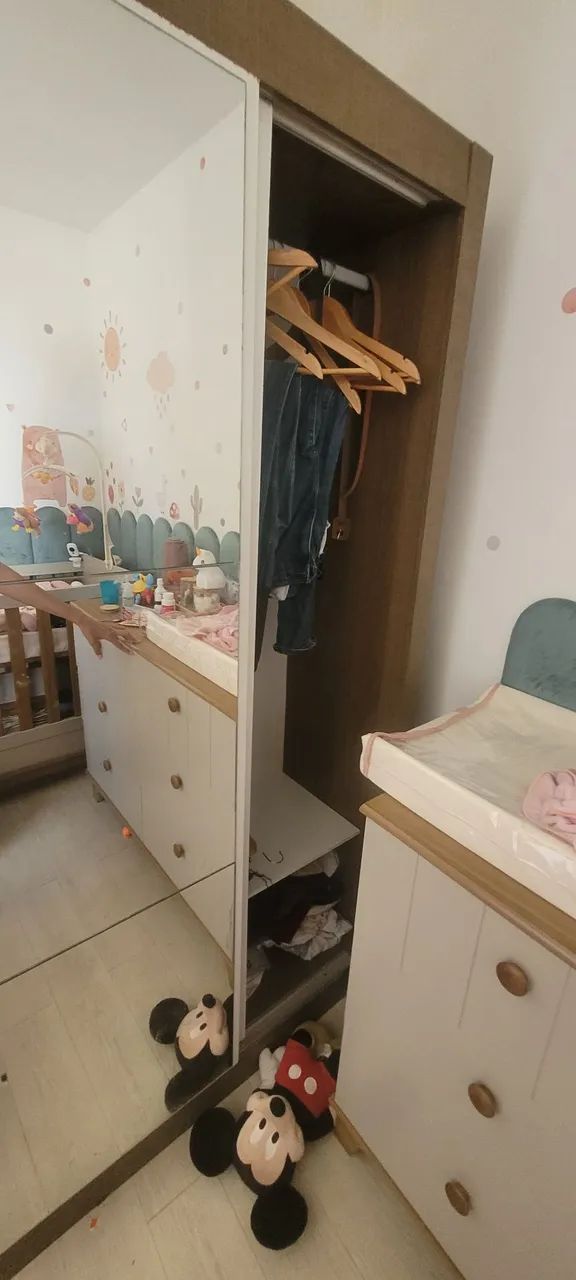 Guarda roupa com porta de correr - Foto 4