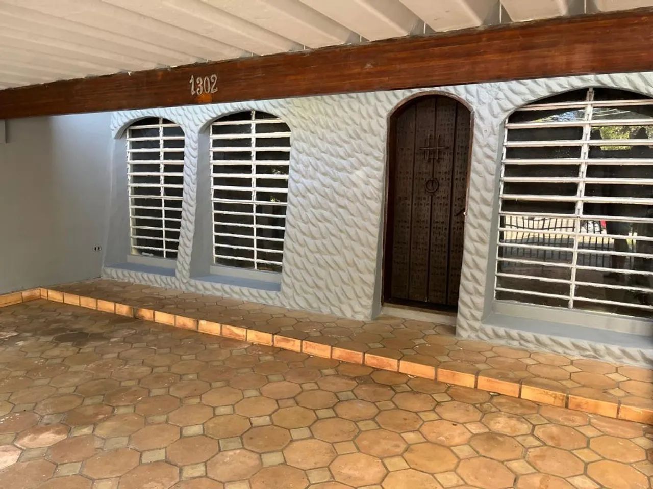 Casa Térrea com 5 Dormitórios para Alugar no Parque Continental - Foto 4
