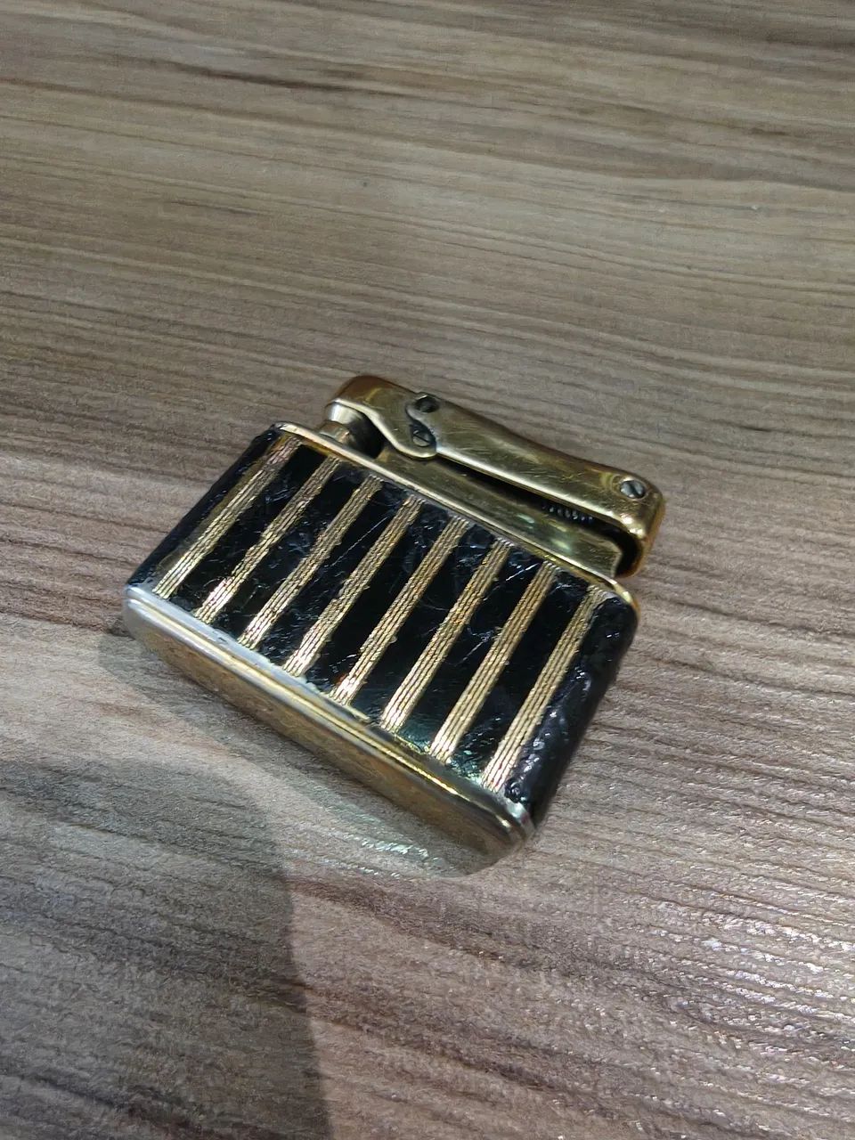 Isqueiro Ibelo Germany Gold & Black 