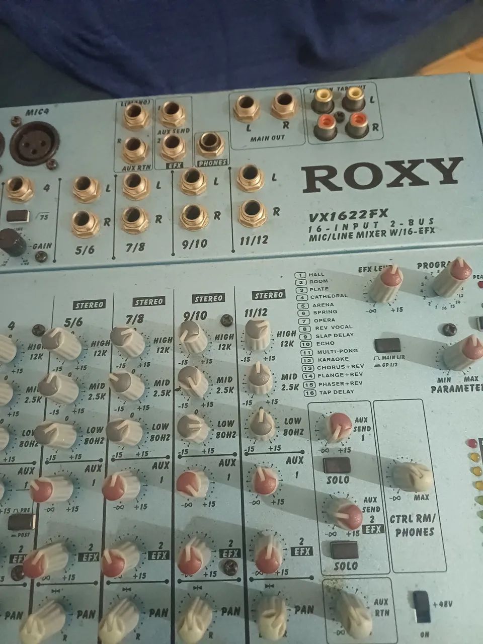 VENDO MESA ROXY 12 CANAIS! - Foto 3