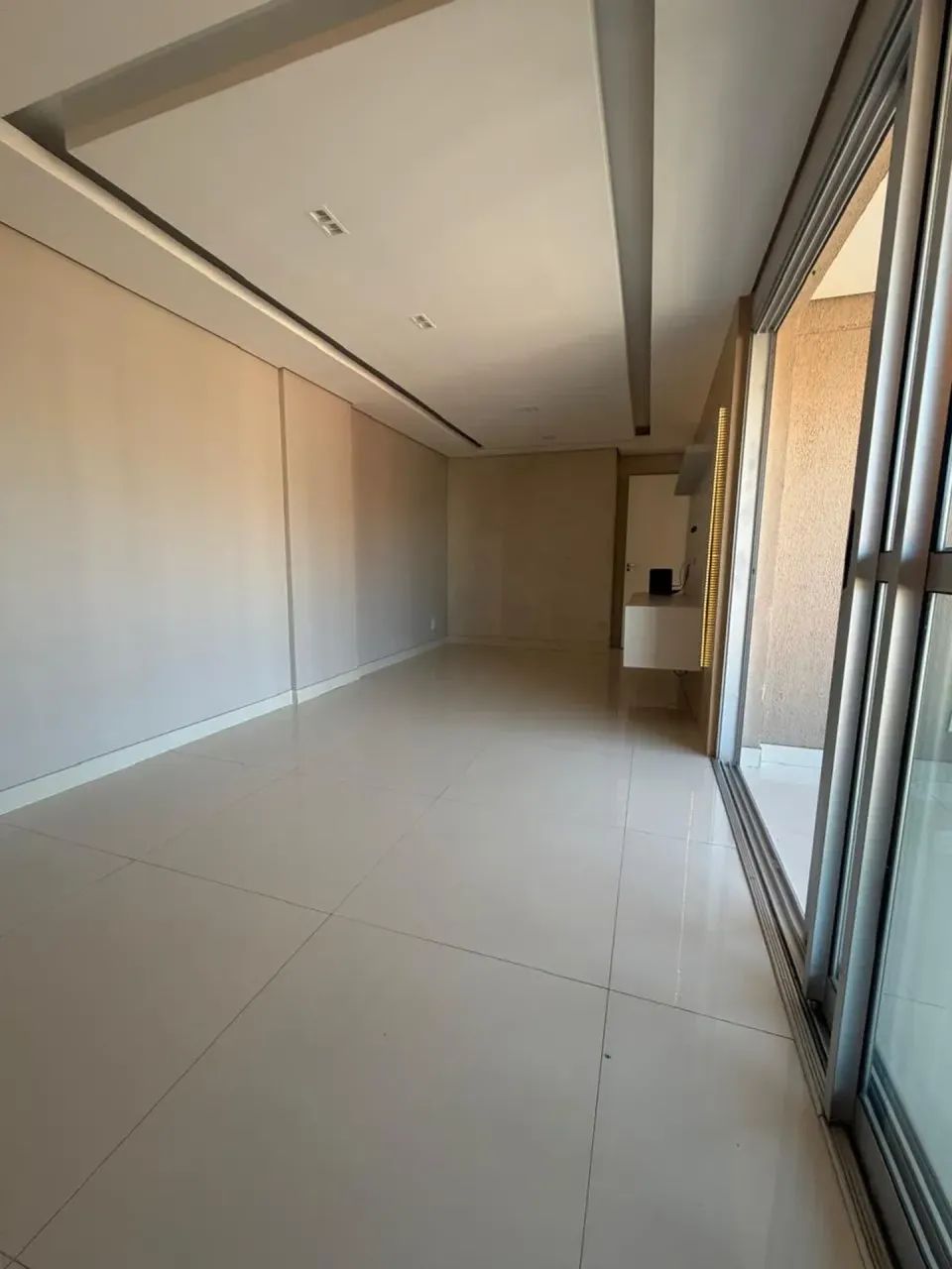Apartamento para alugar com 83m², 3 quartos e 2 vagas - Foto 2