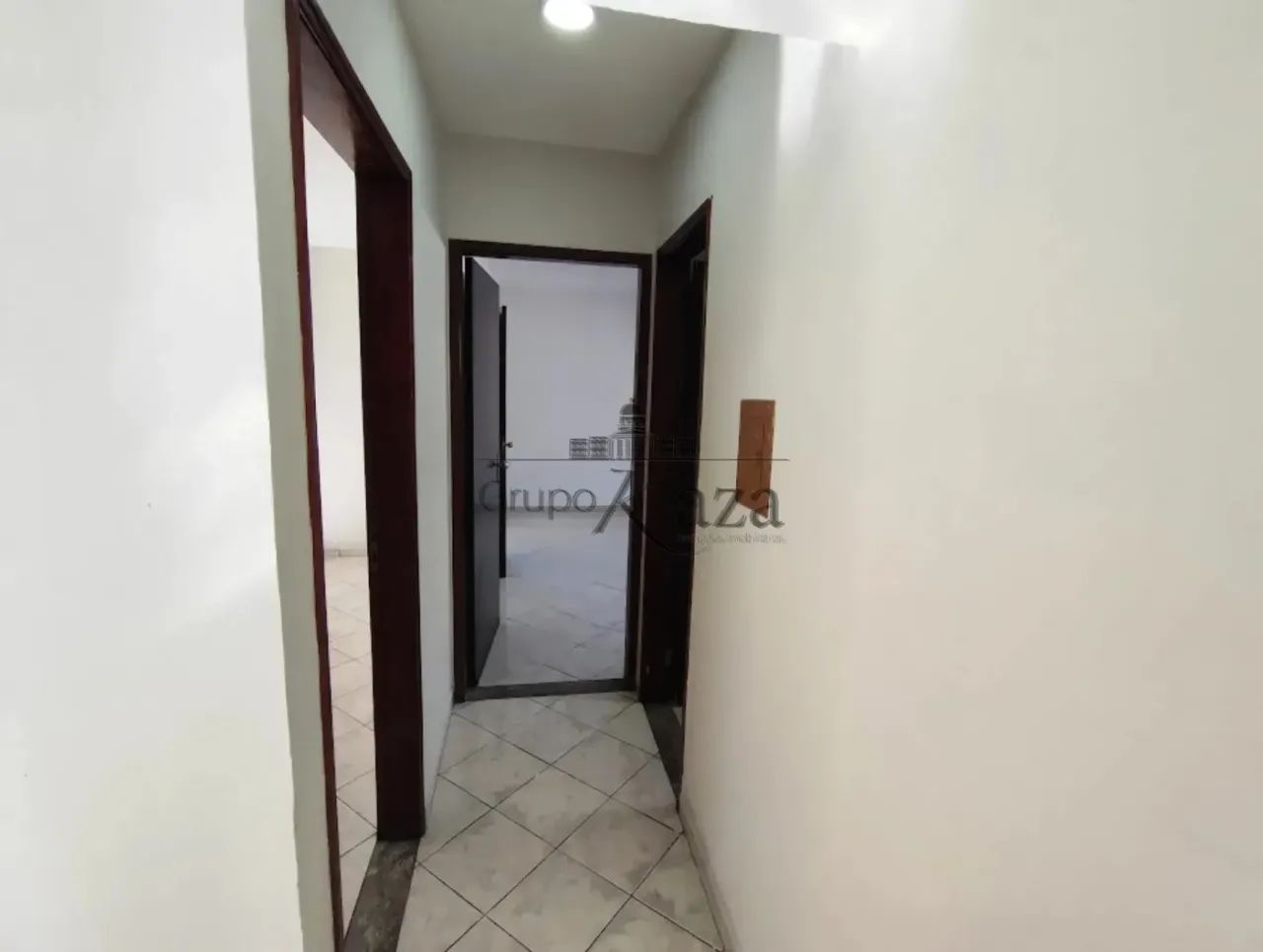 Casa com Edícula - Bosque dos Eucaliptos - 4 Dormitórios - 275m². - Foto 3