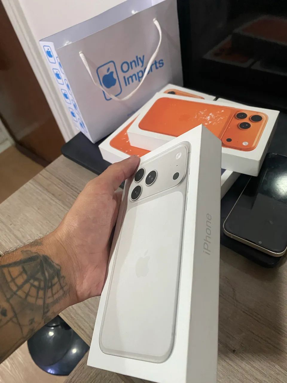 iPhone 17 pro Max 256 gb prata lacrado  - Foto 5