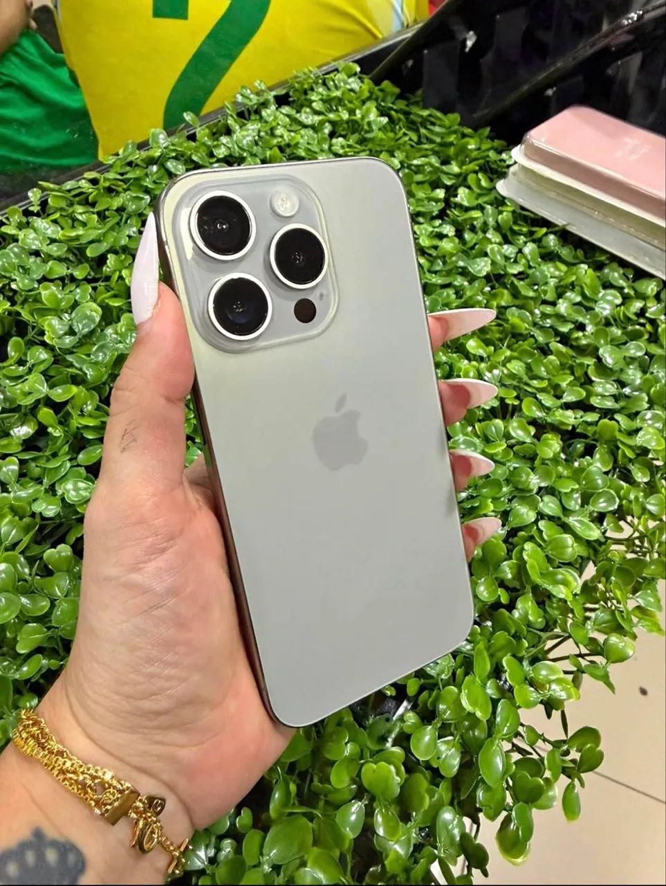 IPHONE 15 PRO 256GB Natural Titanium 