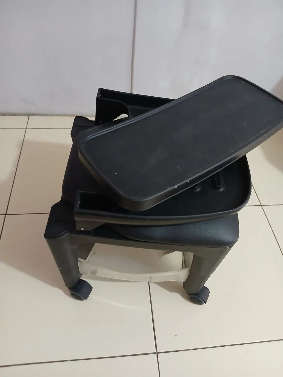 Cadeira de Manicure e Pedicure  - Foto 4