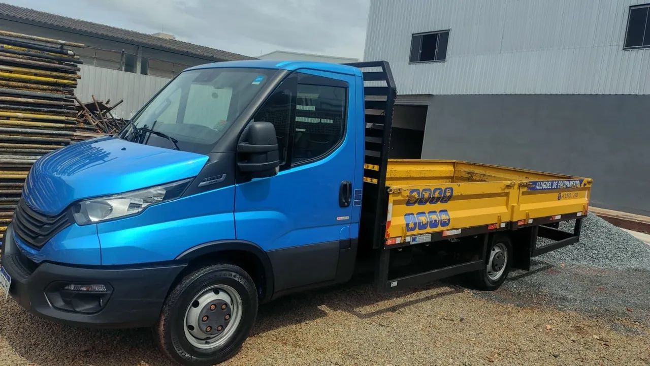 Iveco daily único dono abaixo da fipe - Foto 2