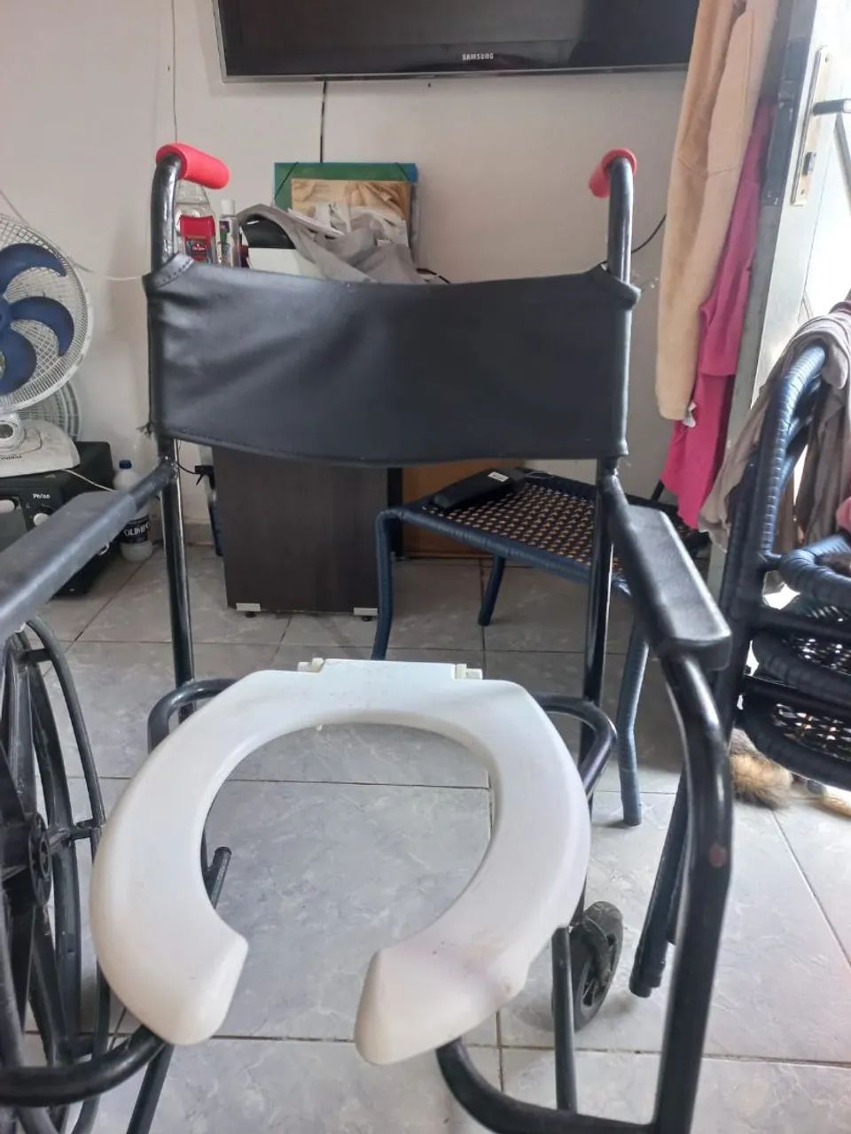 Cadeira de banho  - Foto 2