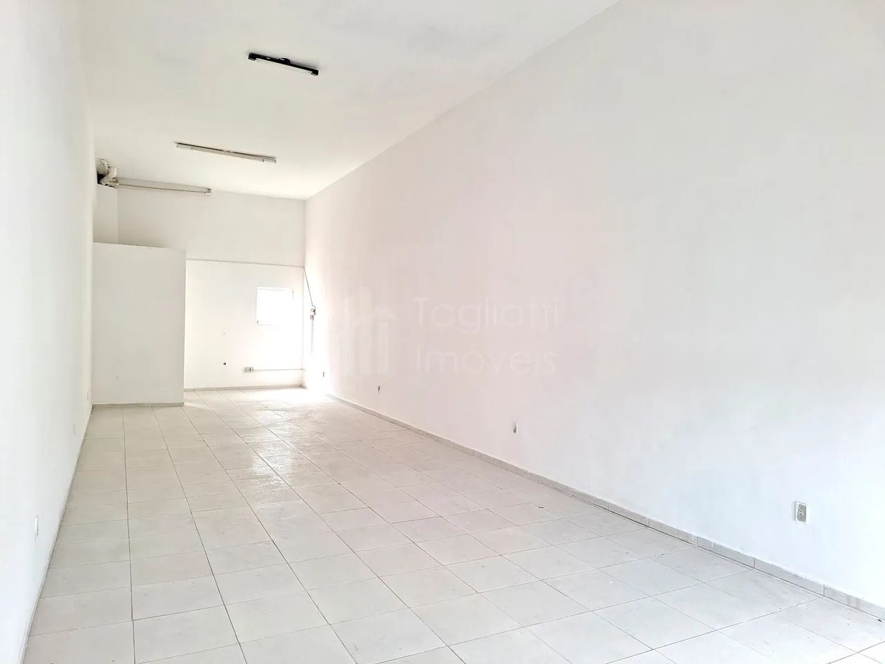 Loja 2 - Ponto Comercial em Centro, Araruama/RJ - Foto 3