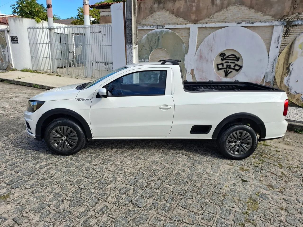 Volkswagen Saveiro Robust 1.6 Total Flex 8V 2022 - Foto 2