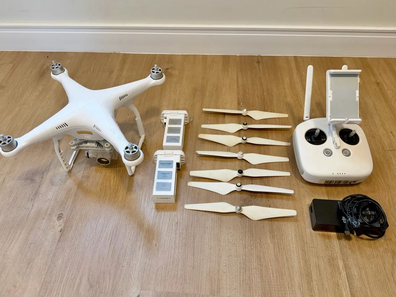 Dji Phantom 3 Professional 4K - Foto 2