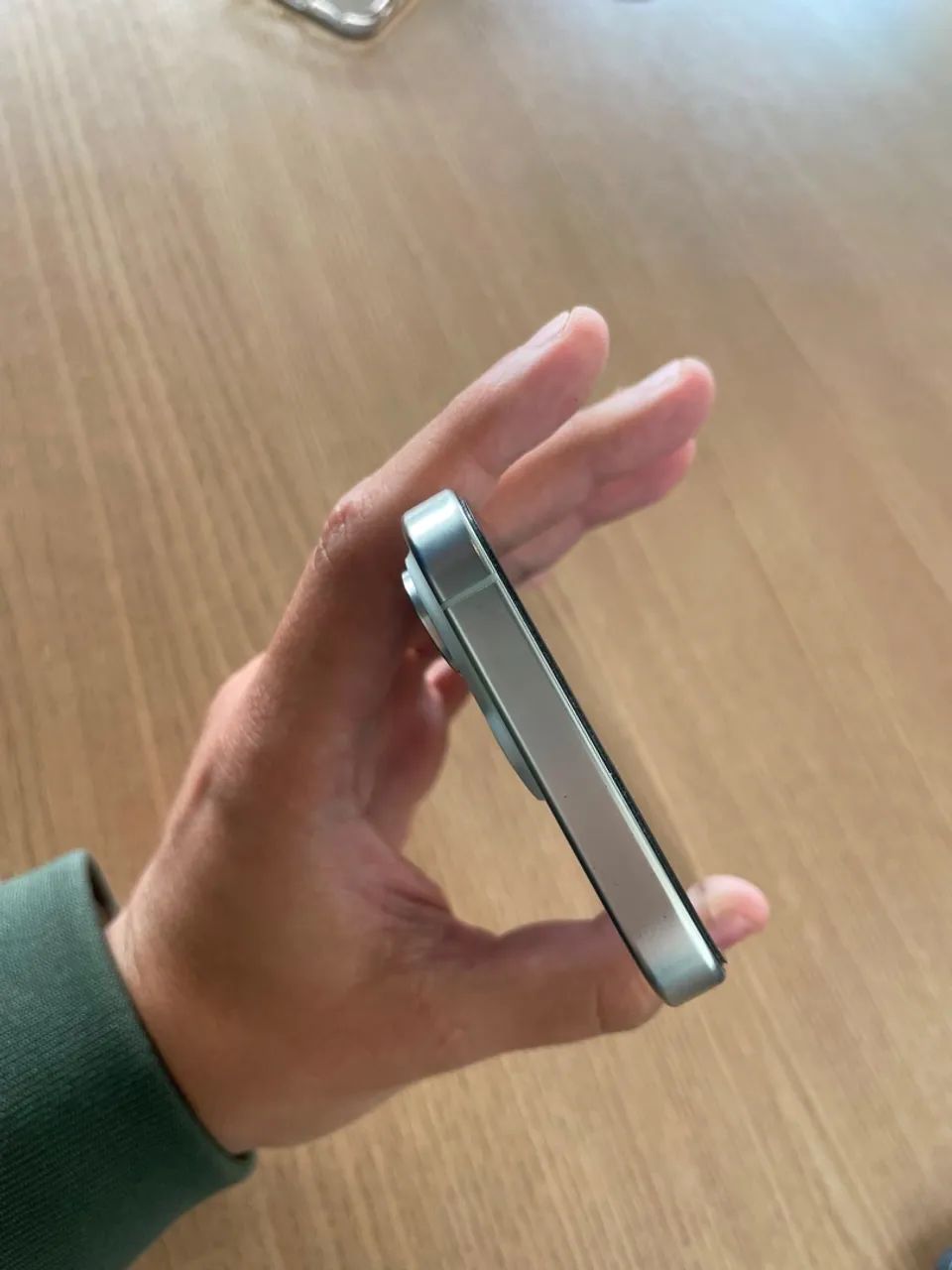 iPhone 15 pro - Foto 4