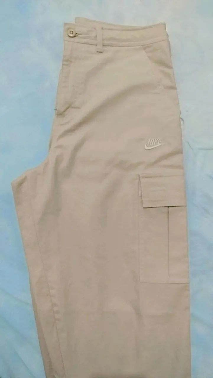 Vendo calça Nike original número 40 