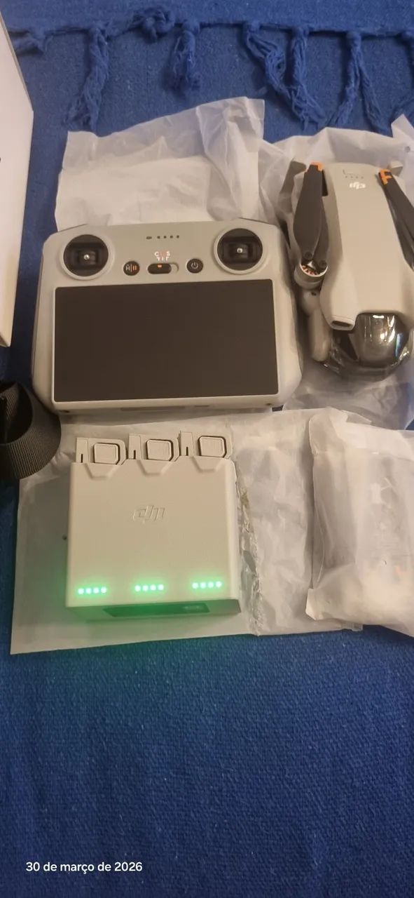 DJI MINI 4 PRO - COMBO FLY MORE - IMPECÁVEL! - Foto 3