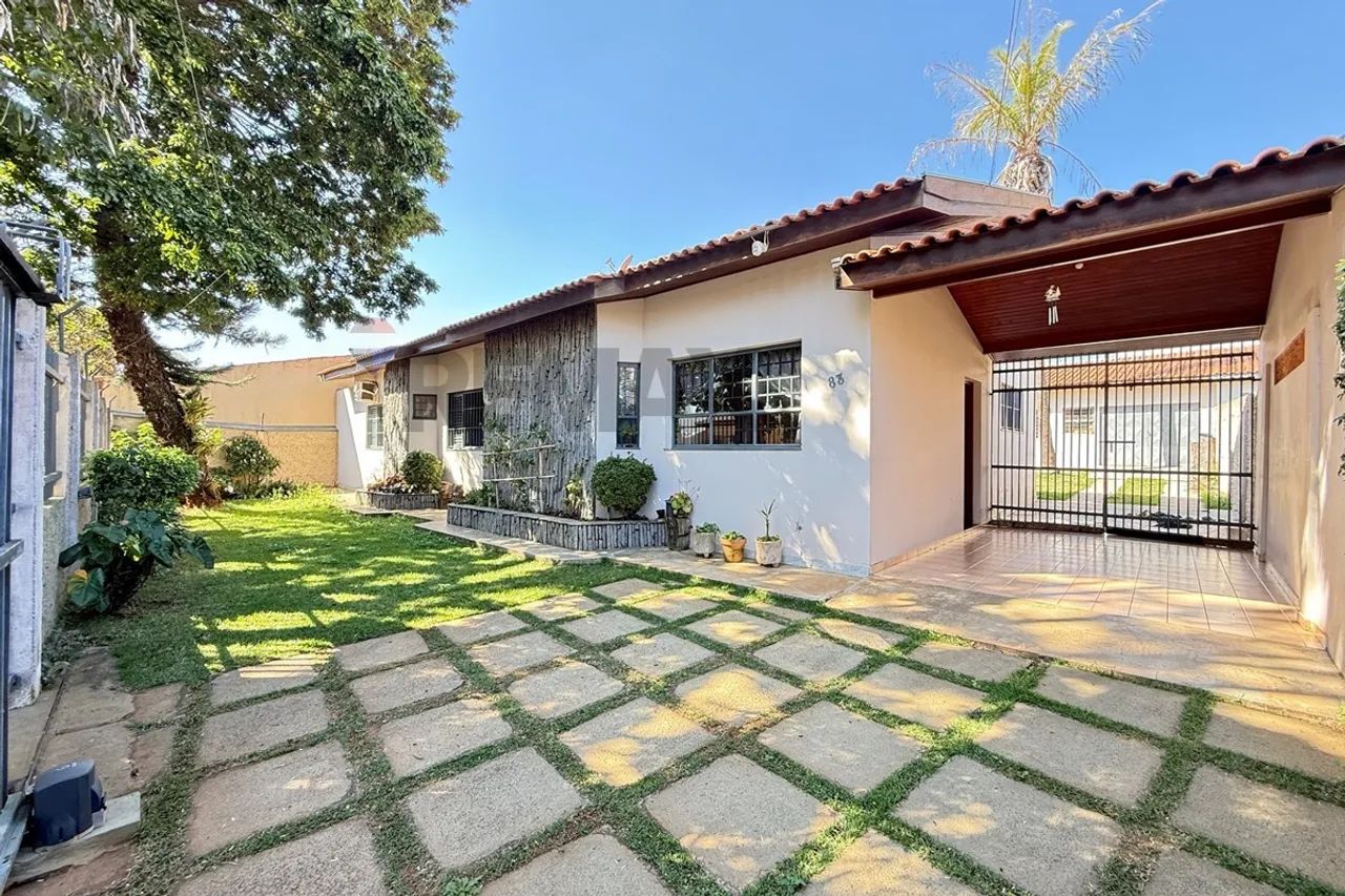Casa 4 Dormitórios Jardim Shangrilá - Itapetininga-SP
