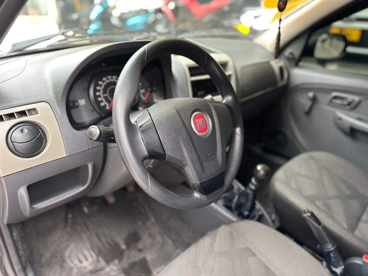 Fiat Palio 1.0 ECONOMY Fire Flex 8V 4p, foto 15 de 20