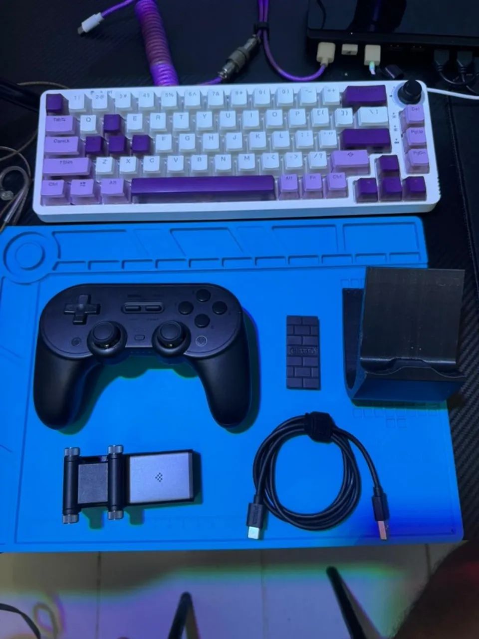 Controle 8BitDo Pro 2 Bluetooth + Adaptador Wireless - PC, Switch, Android, Steam Deck - Foto 2