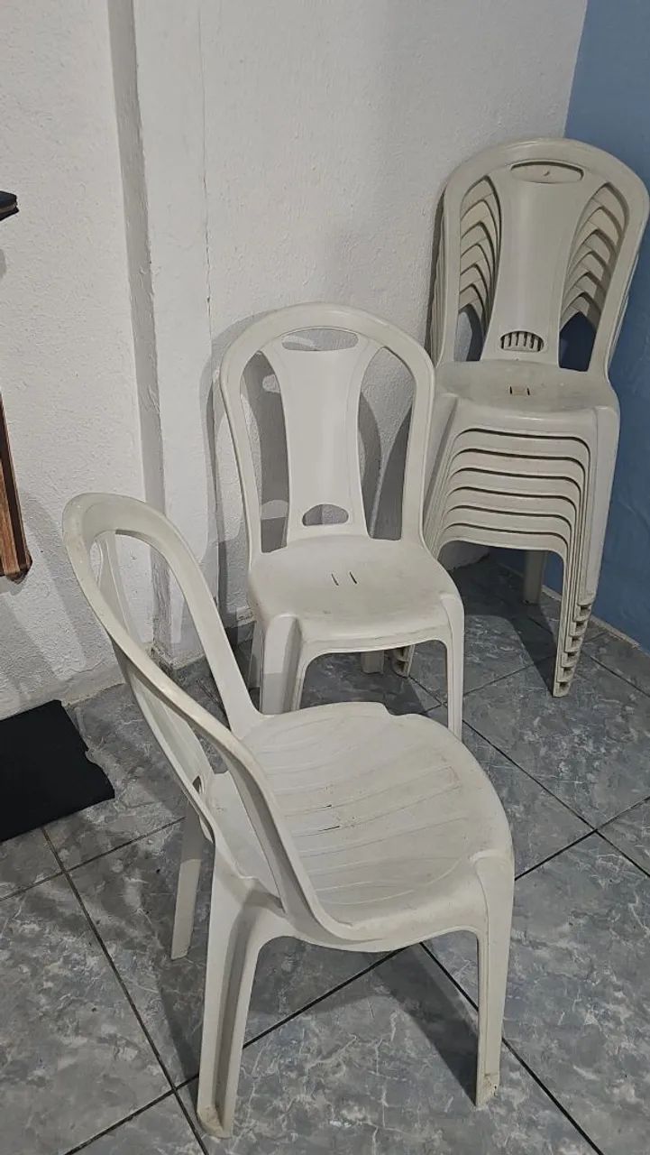 Cadeiras de plástico no preço - Foto 4