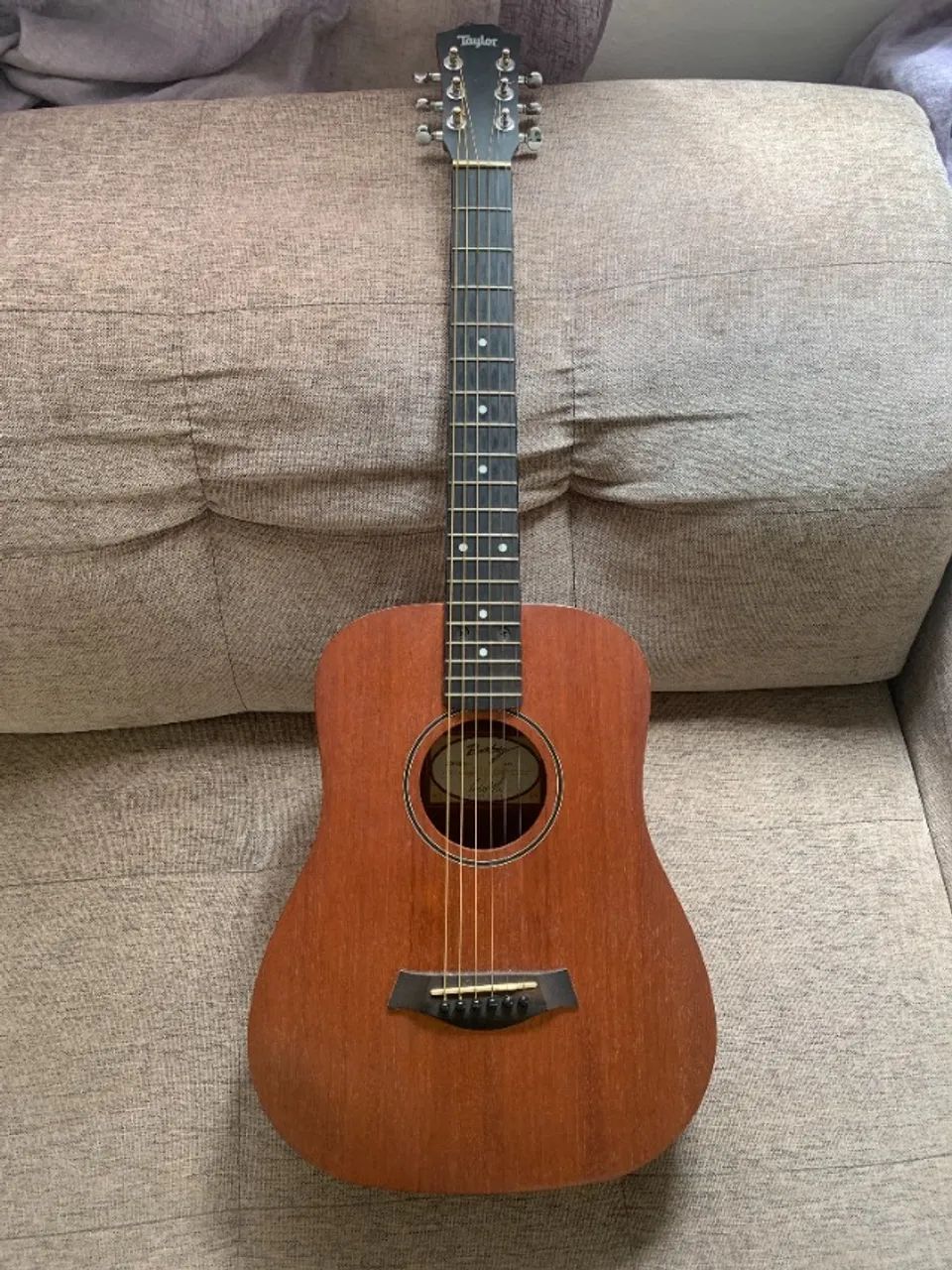 Violão baby Taylor BT2