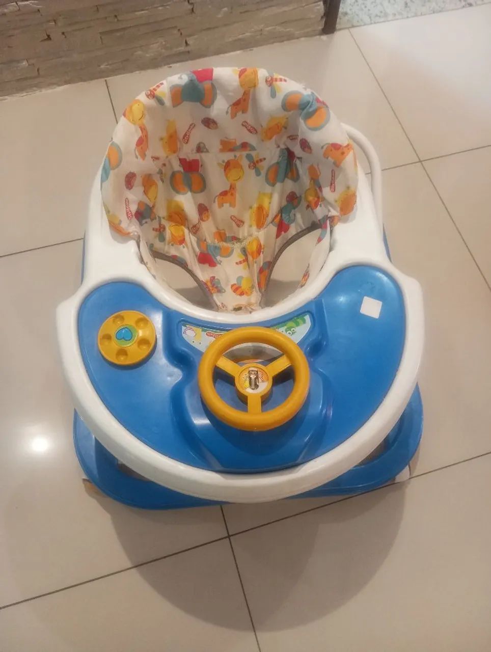 Andador infantil com 3 regulagem 