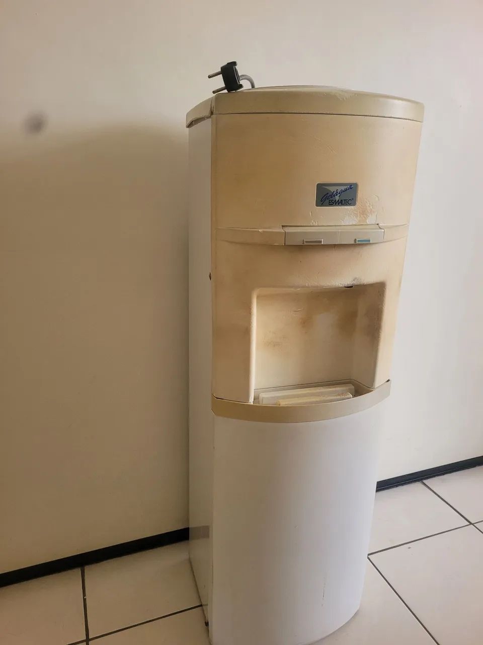 Bebedouro Gelágua 