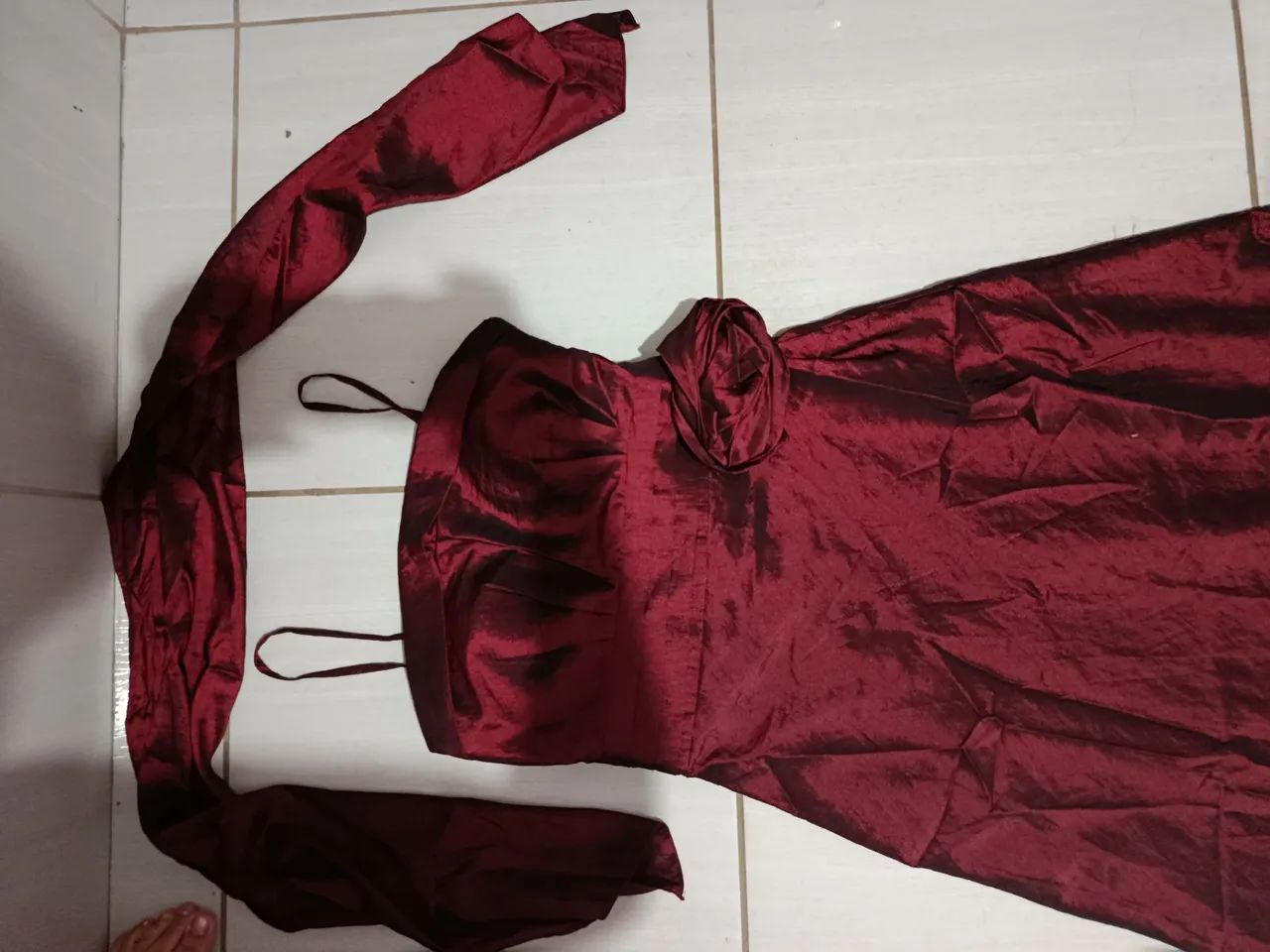 Vestido, para festas, formaturas e casamentos.
