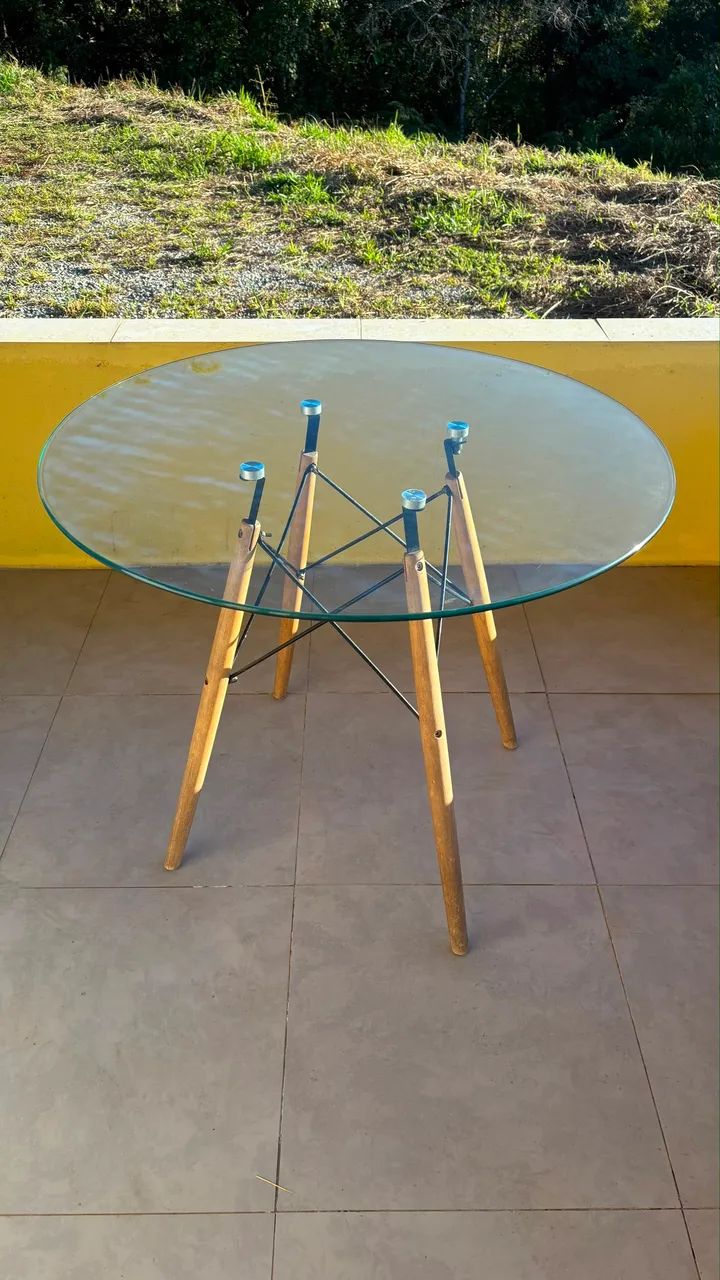 Mesa Eiffel com tampo de vidro - Foto 3