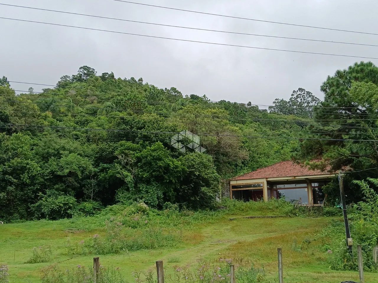 Casa Comercial à venda no bairro Encantada em Garopaba - SC, na beira da SC434 - Foto 2